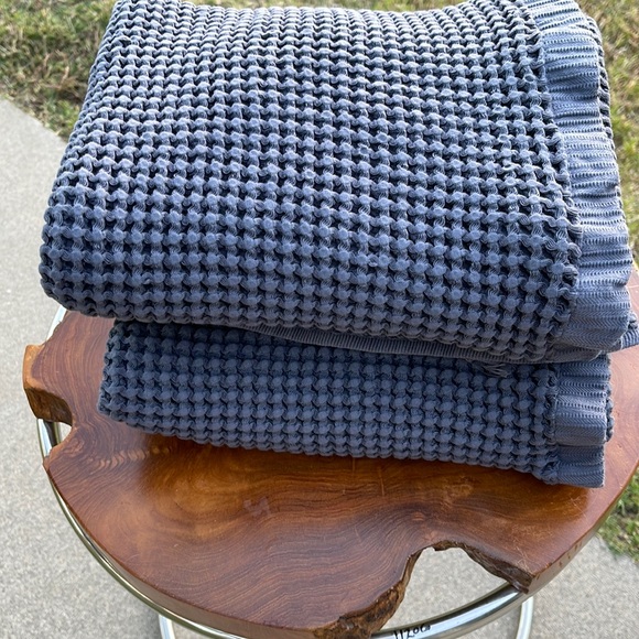 Brooklinen Bath Brook Linen Weave Bath Towels2 Graphite Color Poshmark